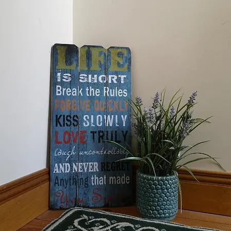Nellys Bed And Bikes Вэстпорт